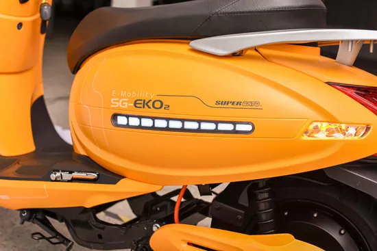 Modello di brevetto del certificato CEE di mobilità del rifornimento della fabbrica cinese Scooter elettrico, motocicletta/veicolo elettrico, motocicletta europea con batteria al litio/piombo